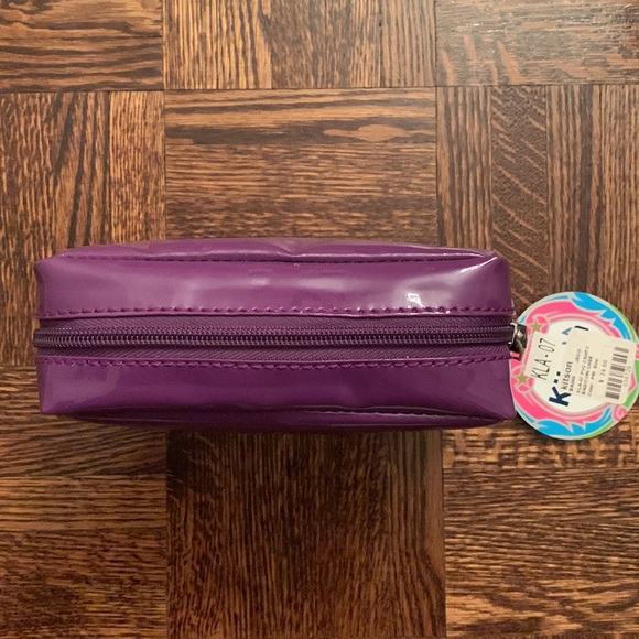 Kitson Makeup Bag - NWT - Picture 5 of 5